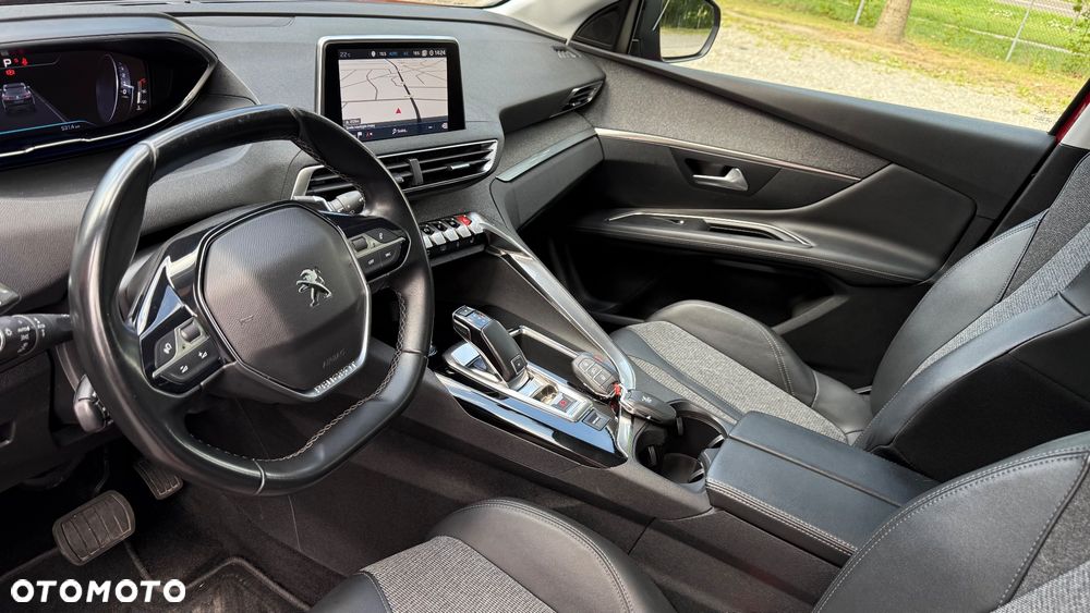 Peugeot 3008 PureTech 130 Stop & Start GPF EAT8 Allure Business-Paket - 6