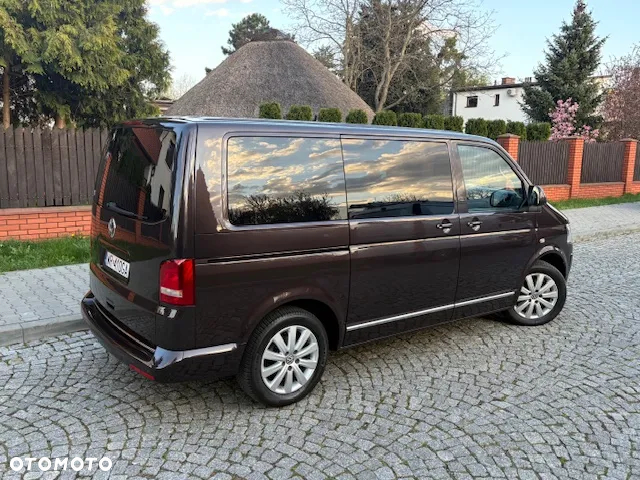 Volkswagen Multivan - 11