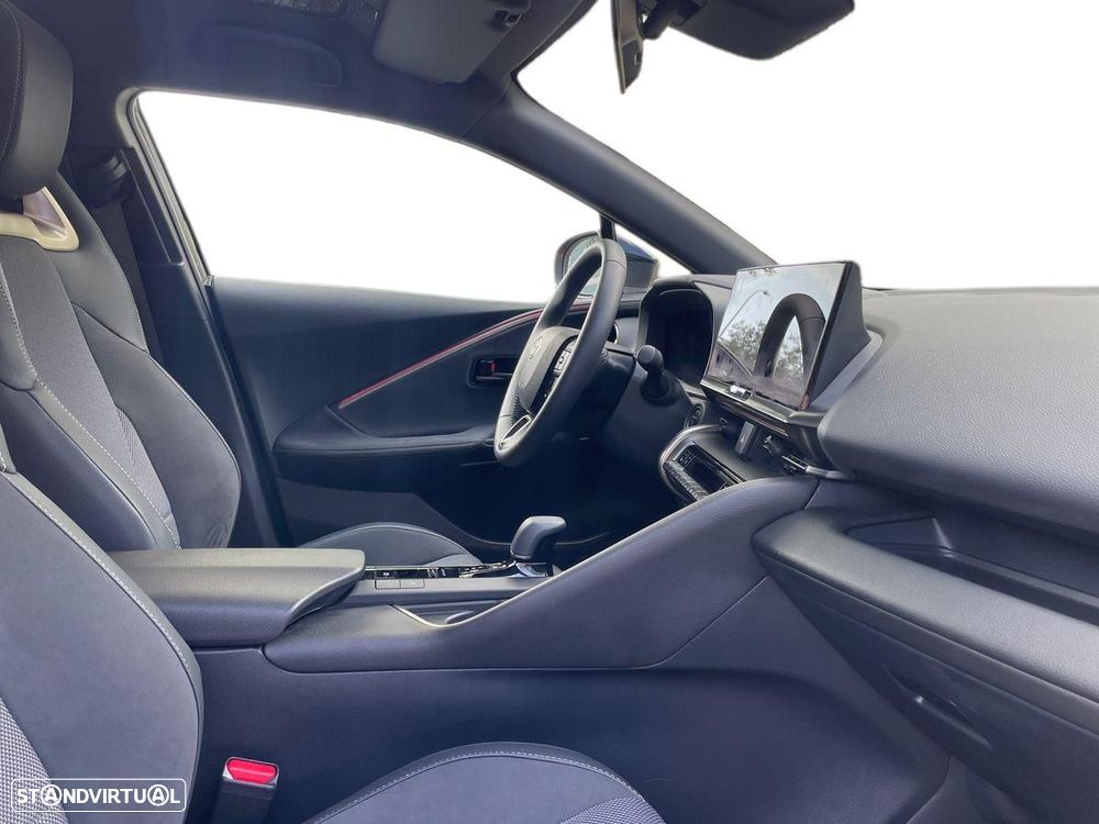Toyota C-HR - 6