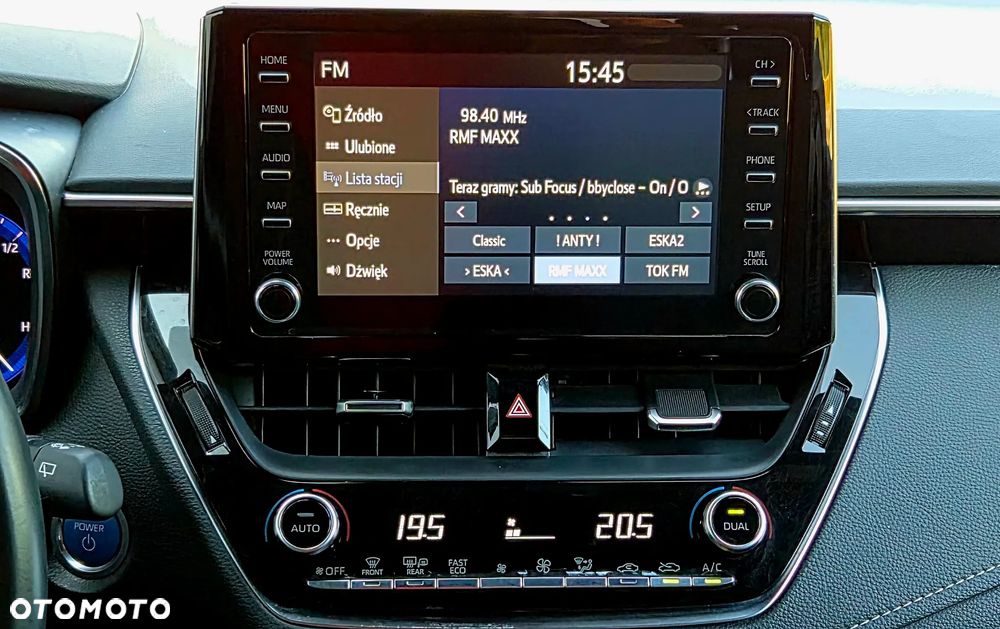 Toyota Corolla 1.8 Hybrid - 25