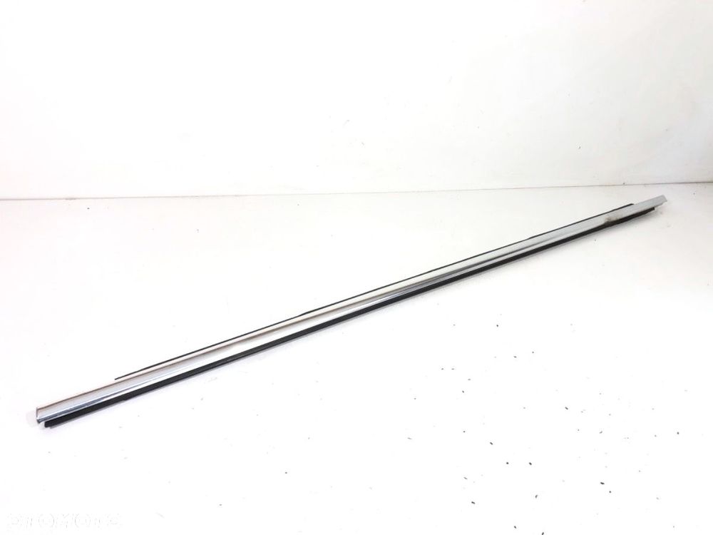 LISTWA ZGARNIAJĄCA PRZÓD LEWY - 100.00 PLN - AUDI A6 C6 (4F2) 2004 - 2011 3.0 TDI quattro 165 kW - 1