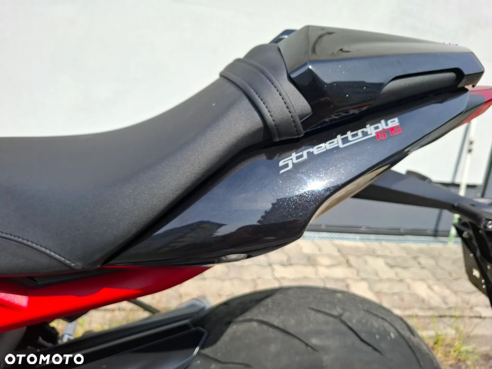 Triumph Street Triple - 36