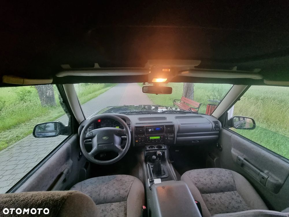 Land Rover Discovery - 18