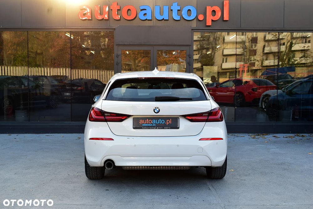 BMW Seria 1 118i - 23