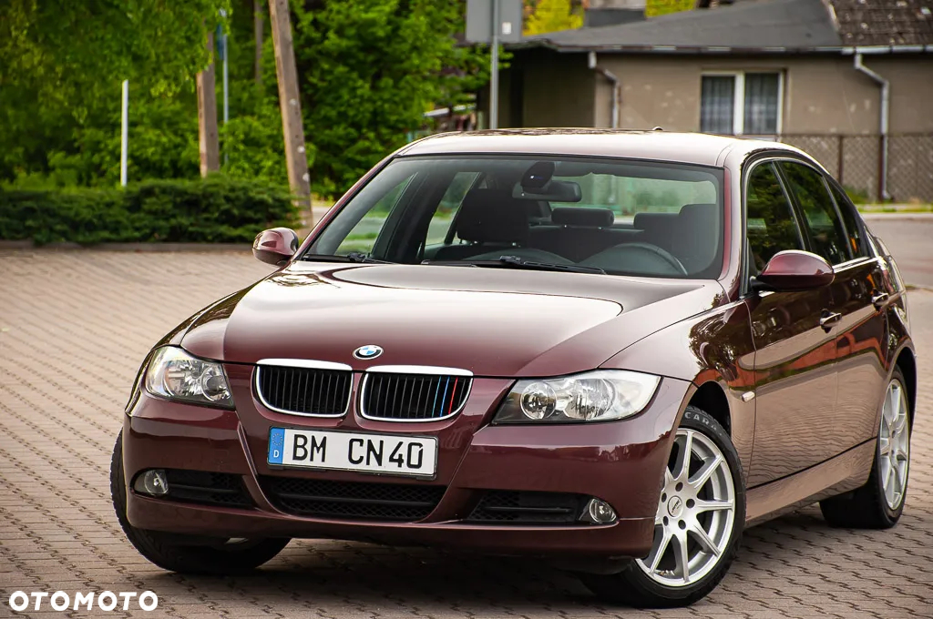 BMW Seria 3 320i - 11