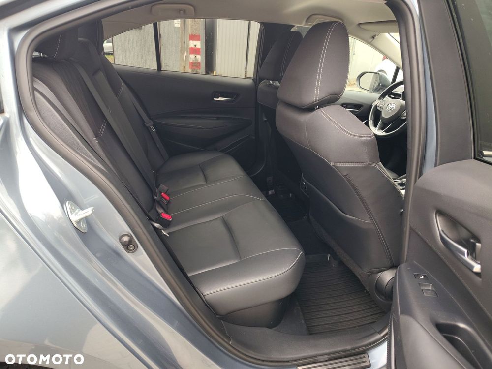 Toyota Corolla 1.8 Hybrid Executive - 10