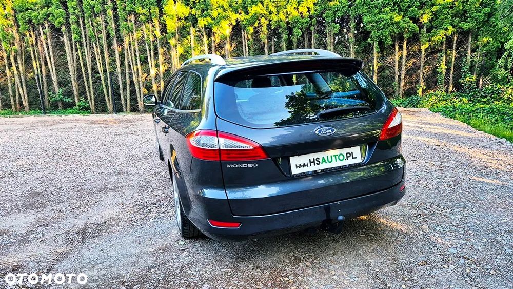 Ford Mondeo 2.0 Ghia X100 / X - 17