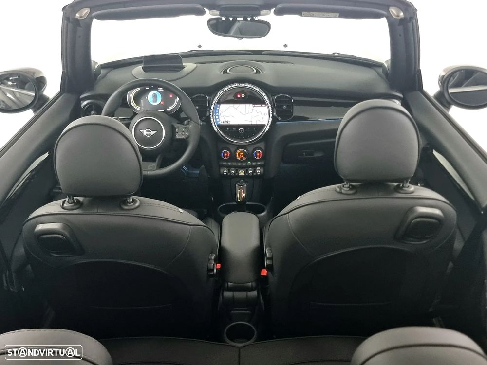 MINI Cabrio Cooper SE - 19