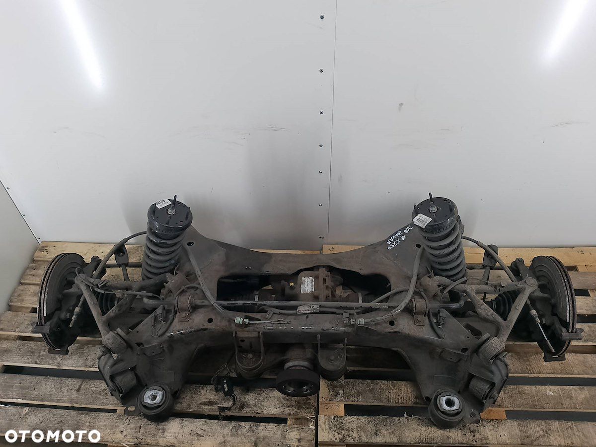 BELKA ZAWIESZENIA, OŚ TYŁ  JAGUAR XF X250 9X23-4A213-EC - 1