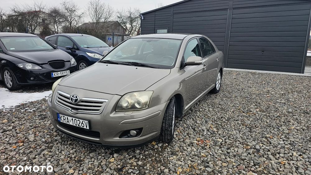 Toyota Avensis 2.0 D-4D 2010 - 8