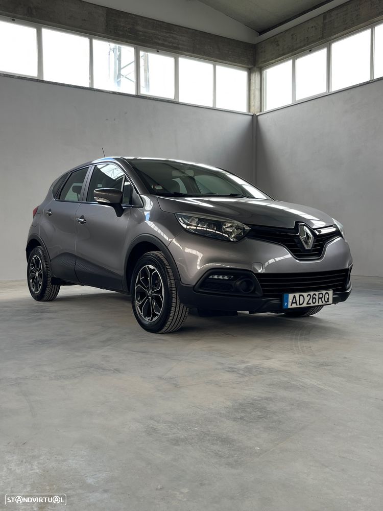 Renault Captur - 1