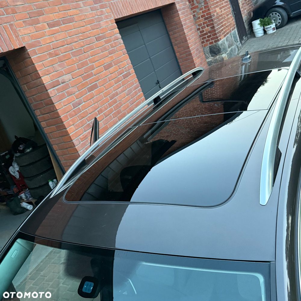 Volkswagen Passat 2.0 TDI Comfortline - 23