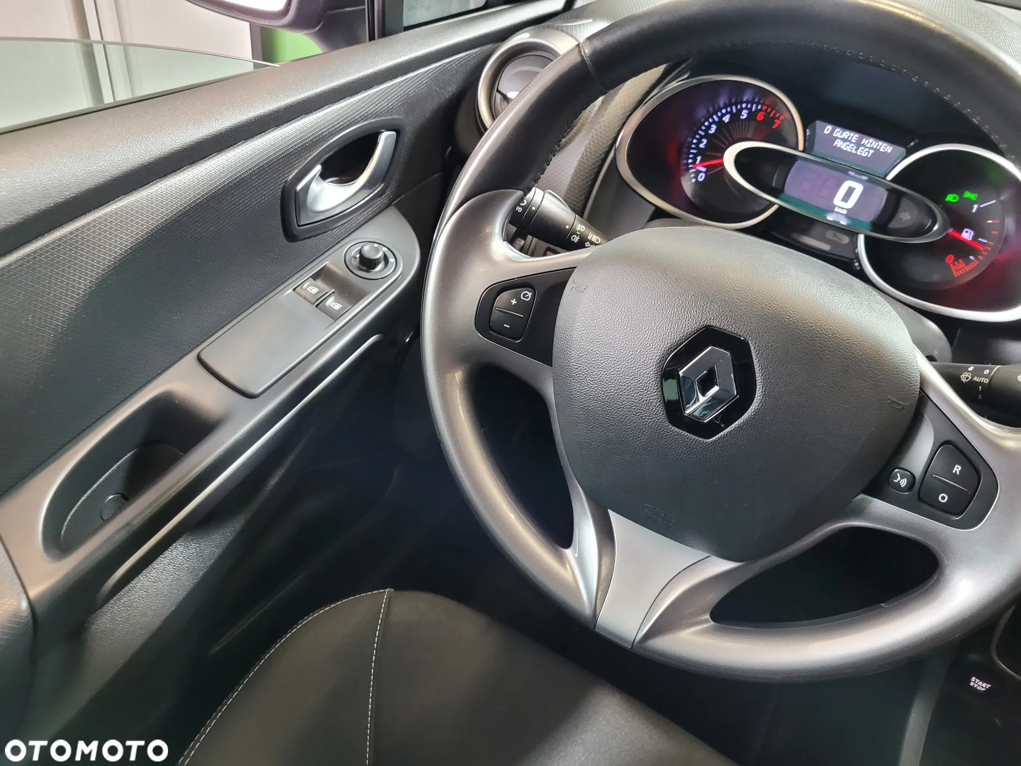 Renault Clio 1.2 16V Life - 19