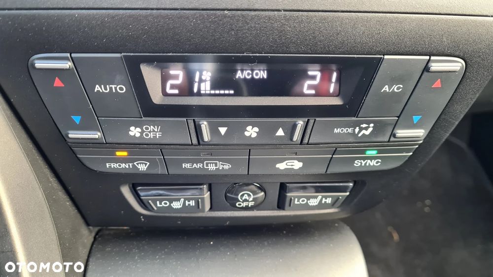 Honda Civic 1.4 i-VTEC Elegance - 38