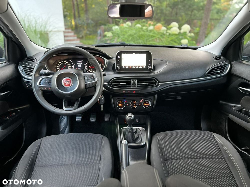 Fiat Tipo 1.4 16v Lounge EU6d - 8