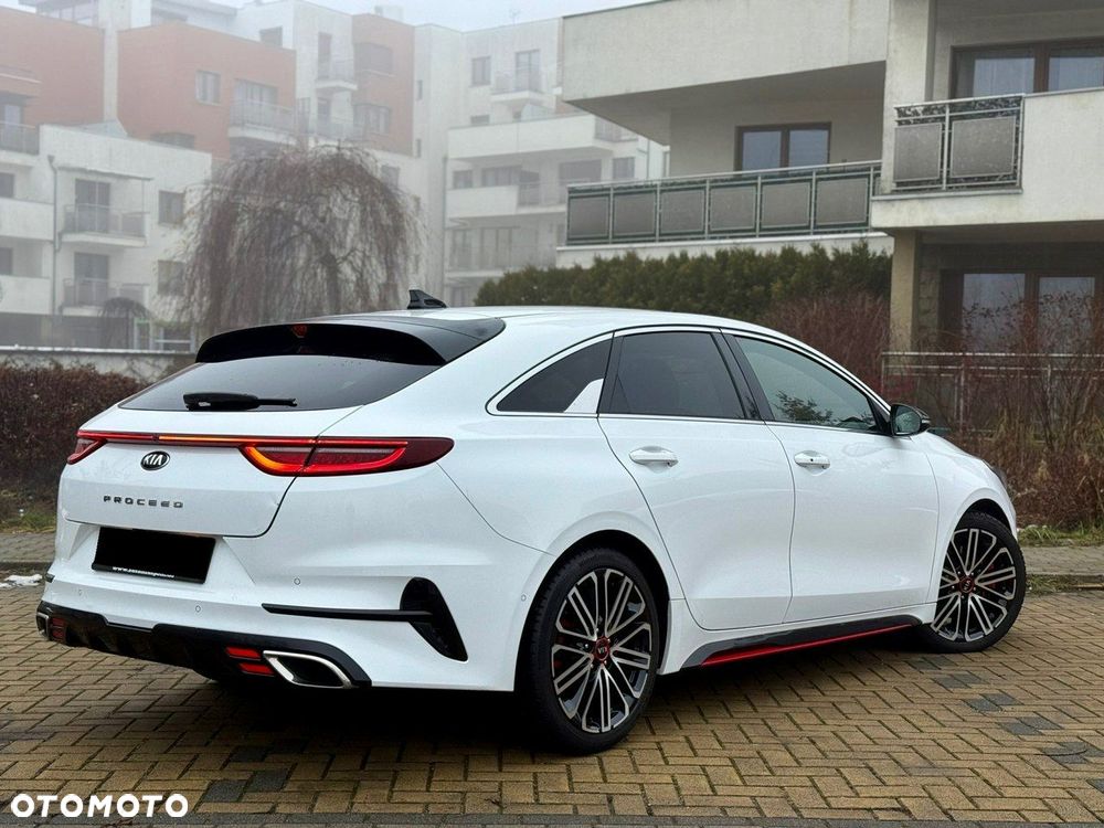 Kia ProCeed 1.6 T-GDI DCT7 OPF GT - 13