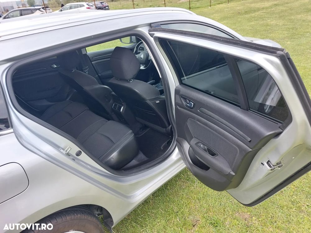 Renault Megane ENERGY dCi 110 EDC LIMITED - 9