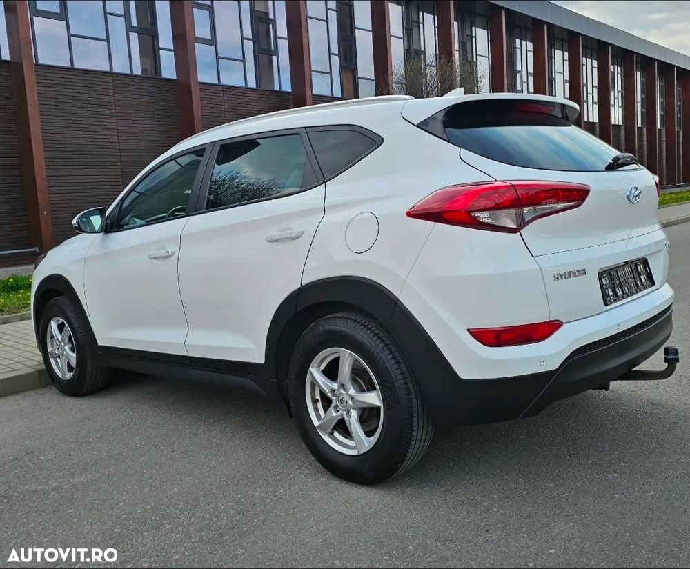 Hyundai Tucson blue 1.7 CRDi 2WD DCT Advantage - 19