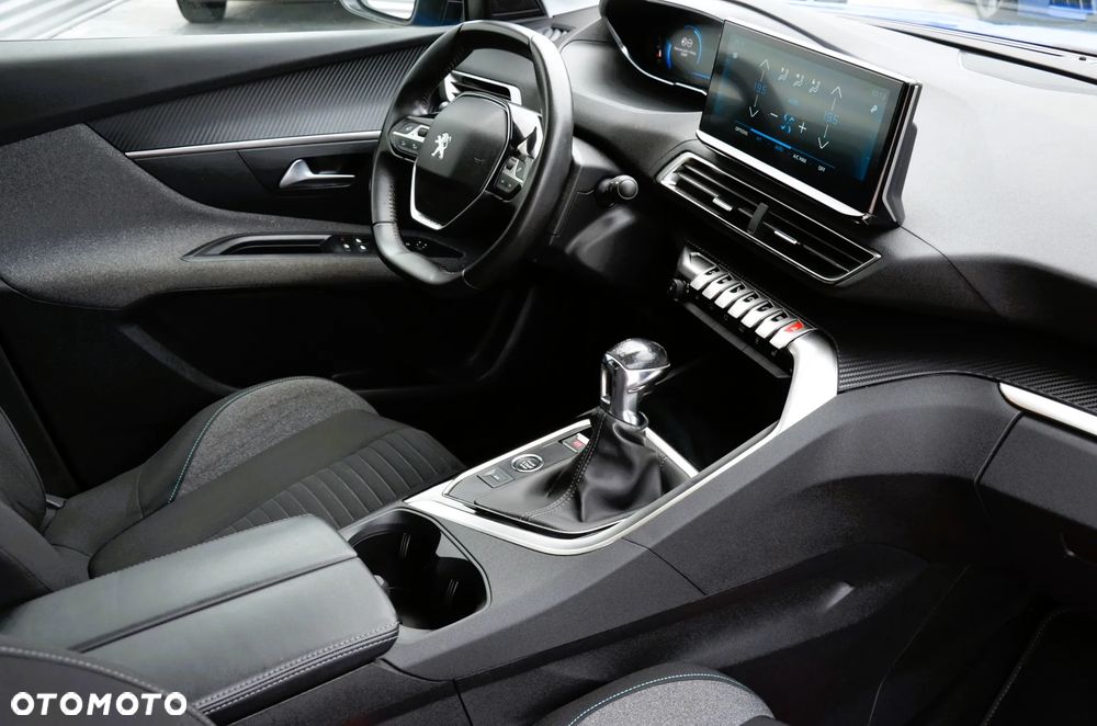 Peugeot 3008 - 22