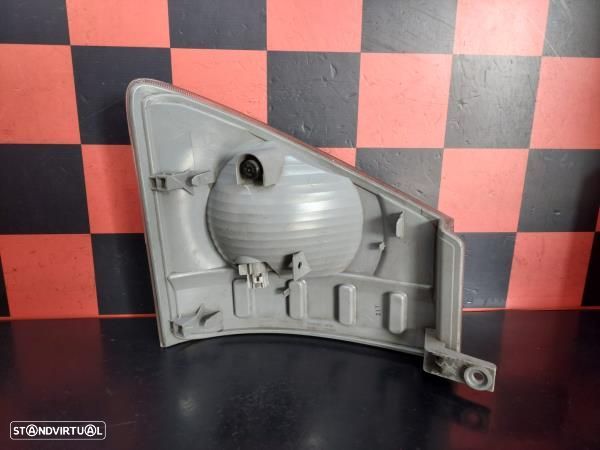 Farolim De Pisca Frente Esquerdo Isuzu N-Serie (6Th Generation) - 2