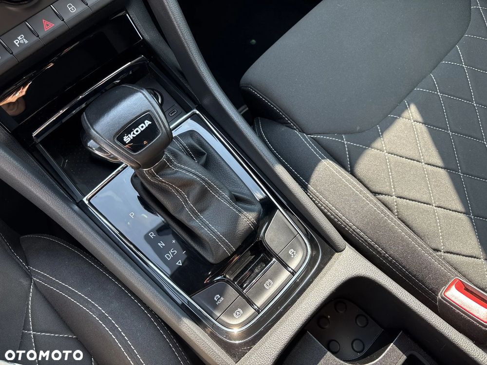 Skoda Karoq 1.5 TSI ACT 4x2 Sportline DSG - 17