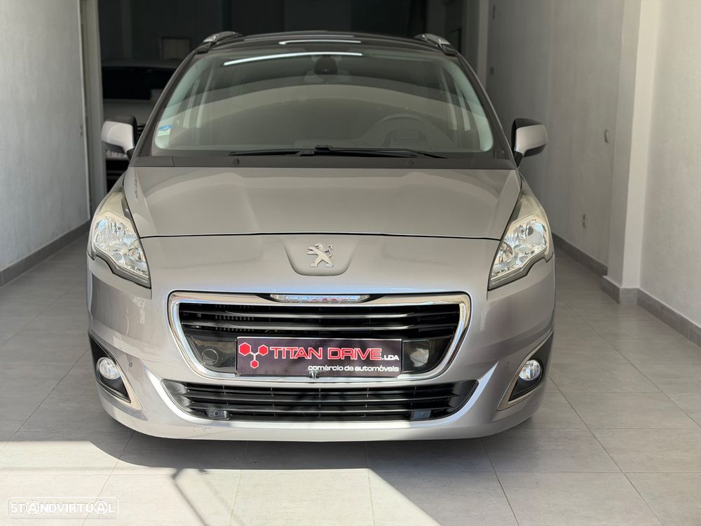 Peugeot 5008 - 3