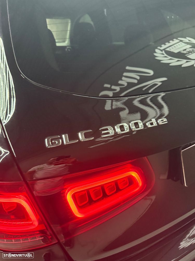 Mercedes-Benz GLC 300 de 4Matic 9G-TRONIC AMG Line Plus - 9