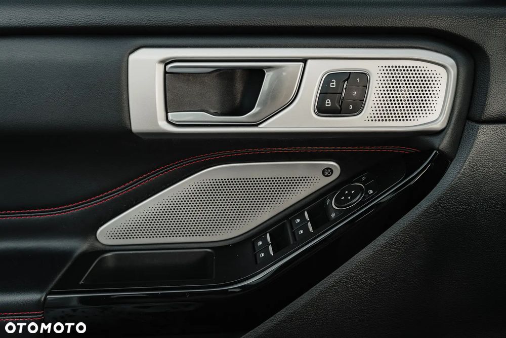 Ford Explorer 3.0 EcoBoost PHEV 4WD ST-Line - 24