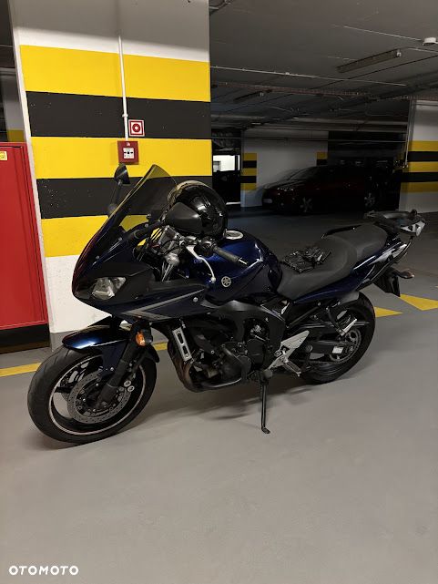 Yamaha FZ6 - 3