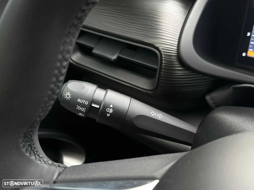 Jeep Avenger 1.2 GSE T3 Altitude - 20