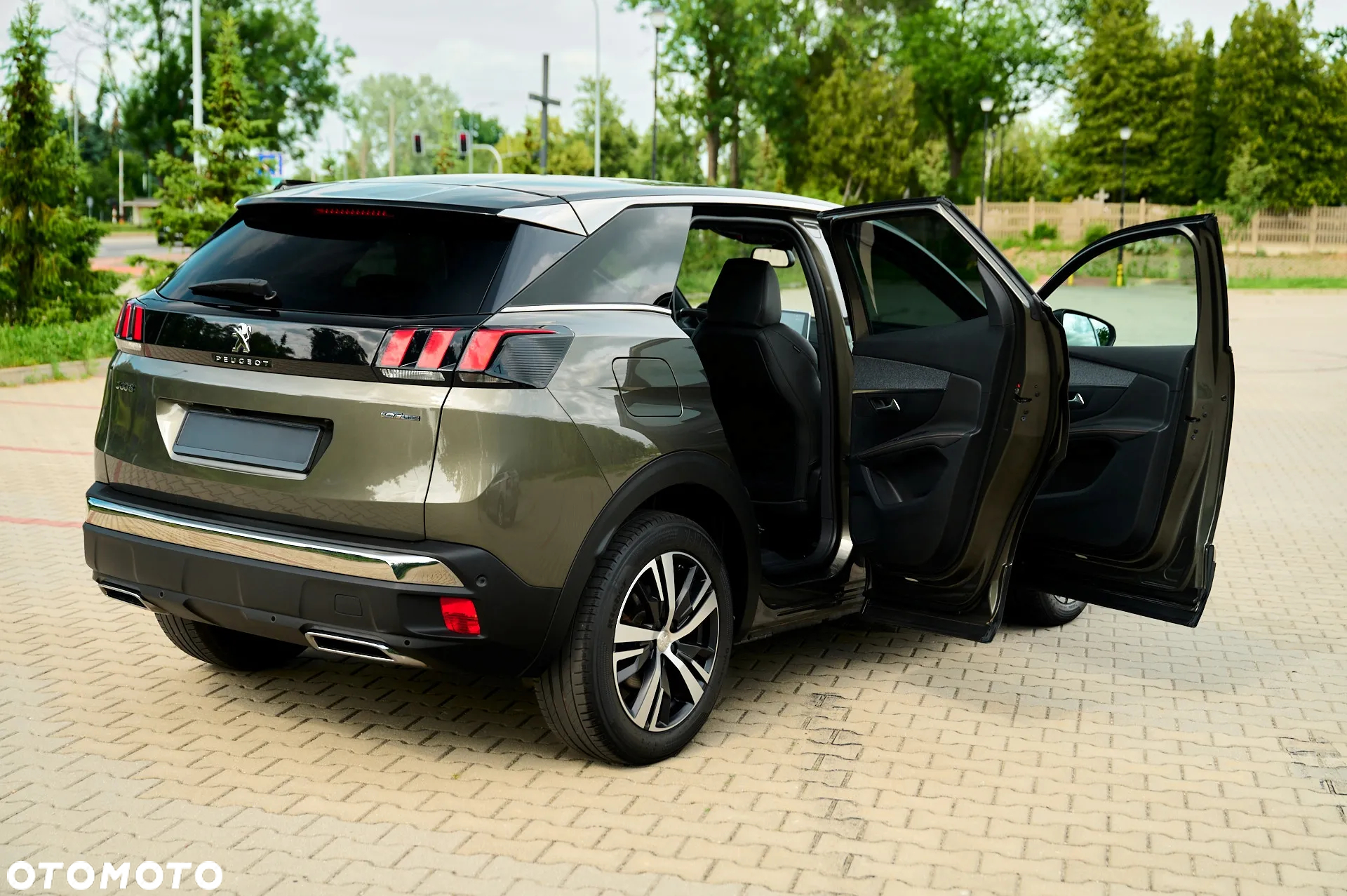 Peugeot 3008 2.0 BlueHDi Allure S&S - 20