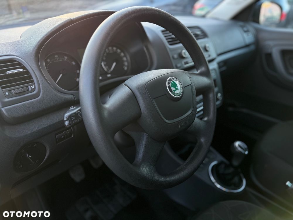 Skoda Fabia 1.2 TSI FAMILY Green tec - 14