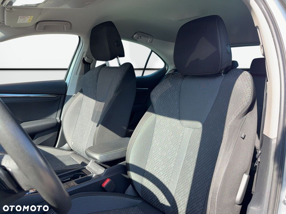 Skoda Octavia 2.0 TSI 4x4 Style DSG - 12