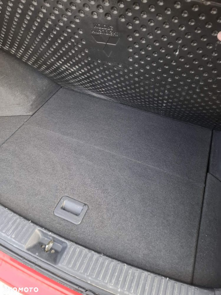 Mitsubishi Lancer 1.6 Intense - 36