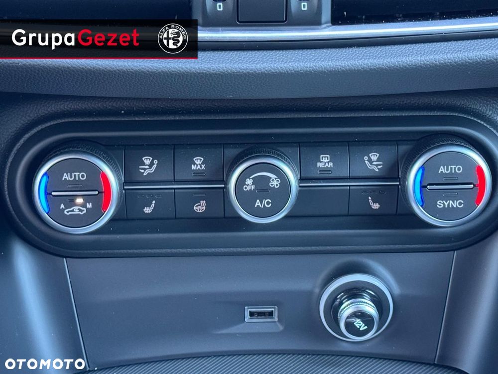 Alfa Romeo Stelvio - 20