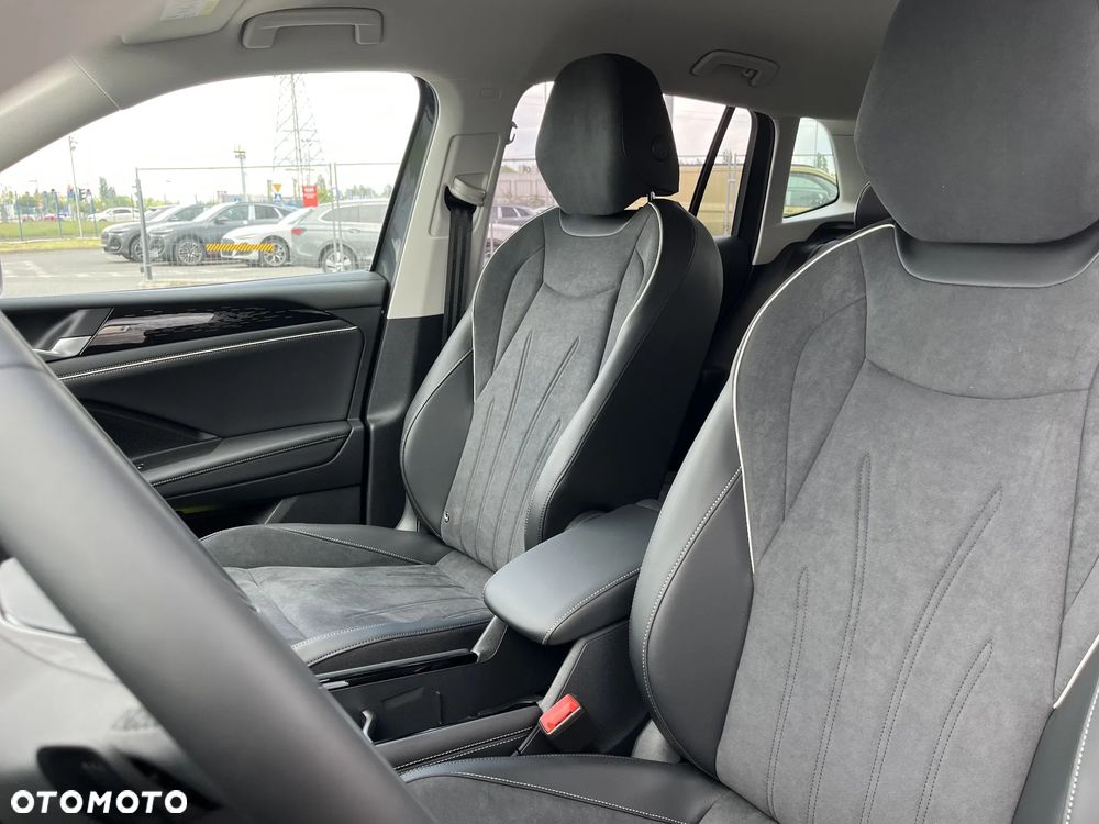 Volkswagen Tiguan 2.0 TDI Elegance DSG - 11