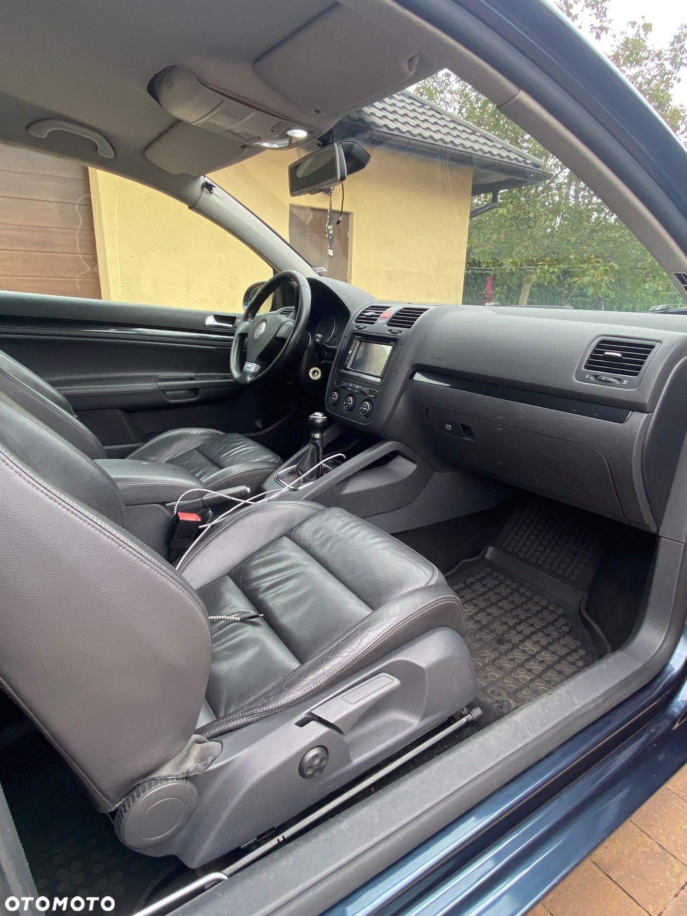 Volkswagen Golf VI 2.0 TDI Comfortline - 6
