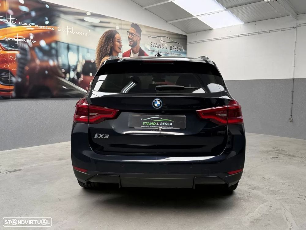 BMW iX3 M Sport Impressive - 9