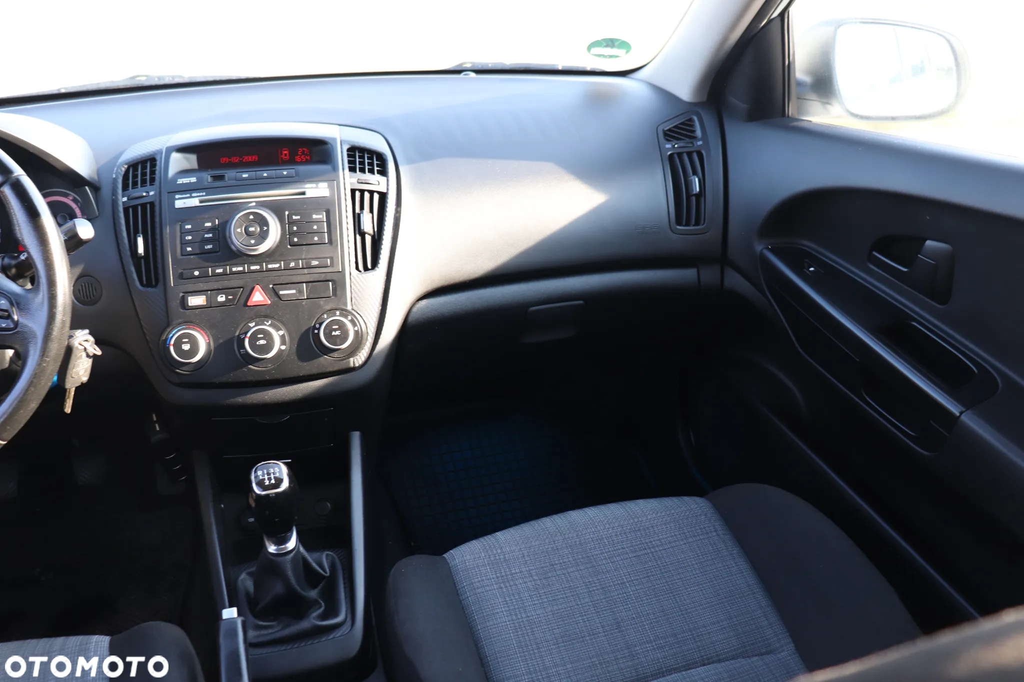 Kia Ceed 1.4 CVVT Attract - 19