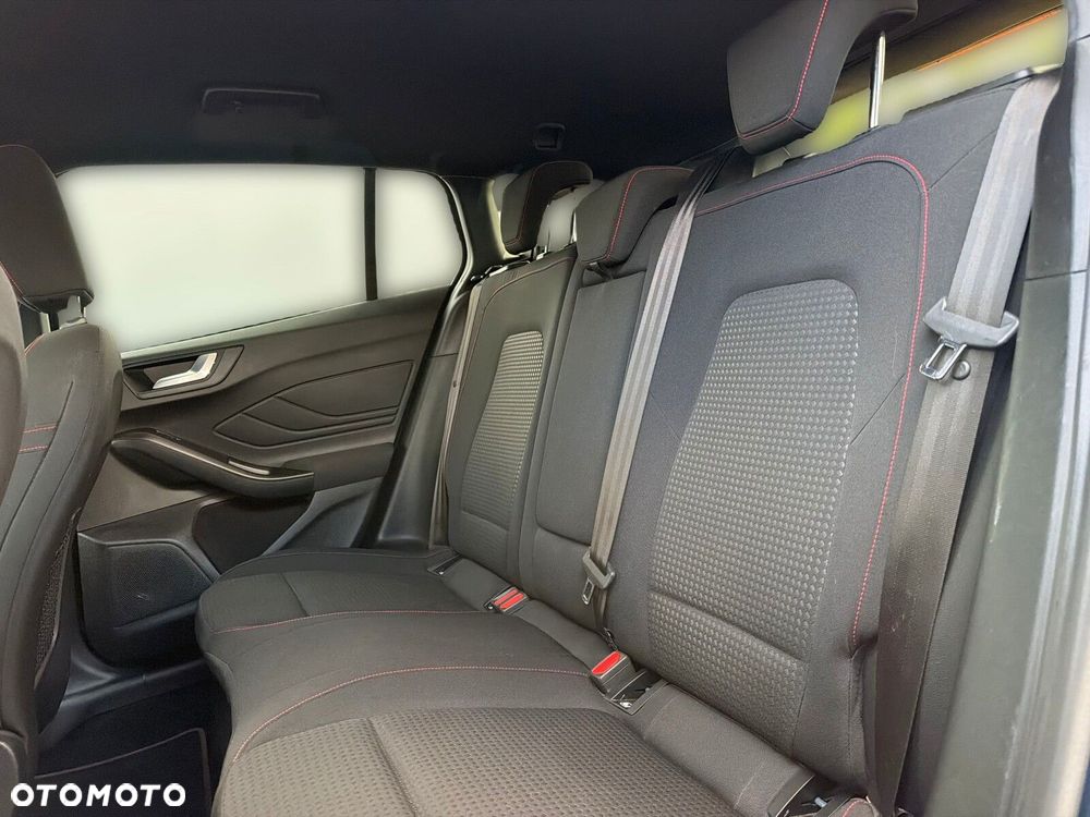 Ford Focus - 13