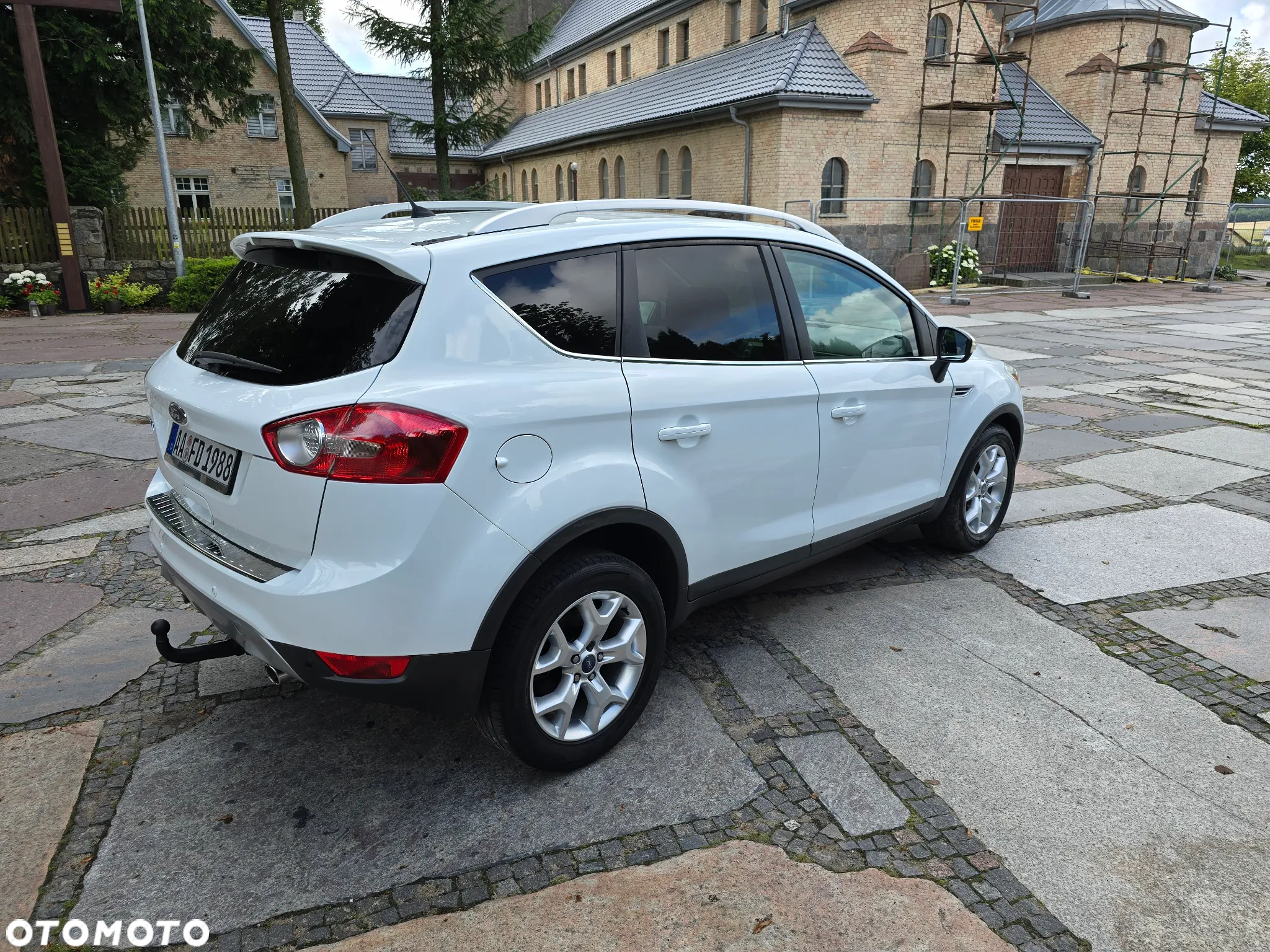 Ford Kuga 2.0 TDCi 4x4 Titanium - 8