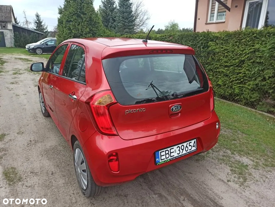 Kia Picanto 1.0 L - 6