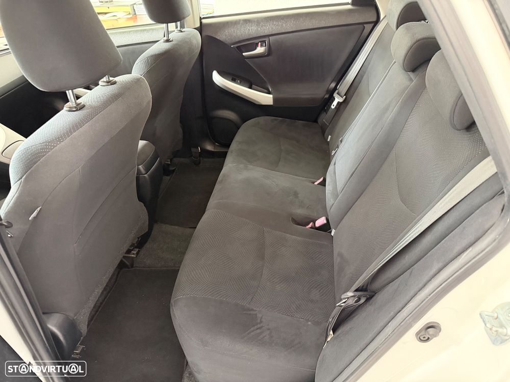 Toyota Prius 1.8 Exclusive - 21