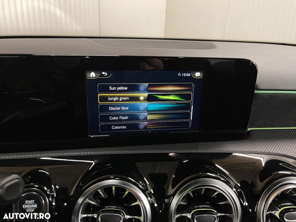 Mercedes-Benz A 220 d Sedan 8G-DCT - 19