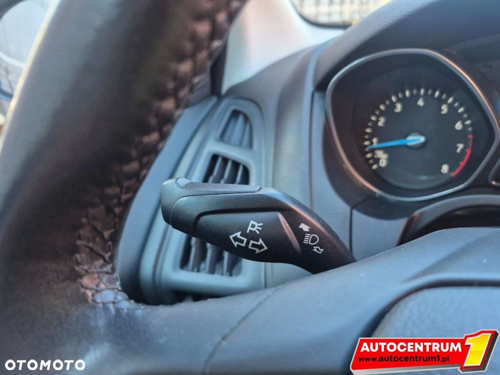 Ford Focus - 22
