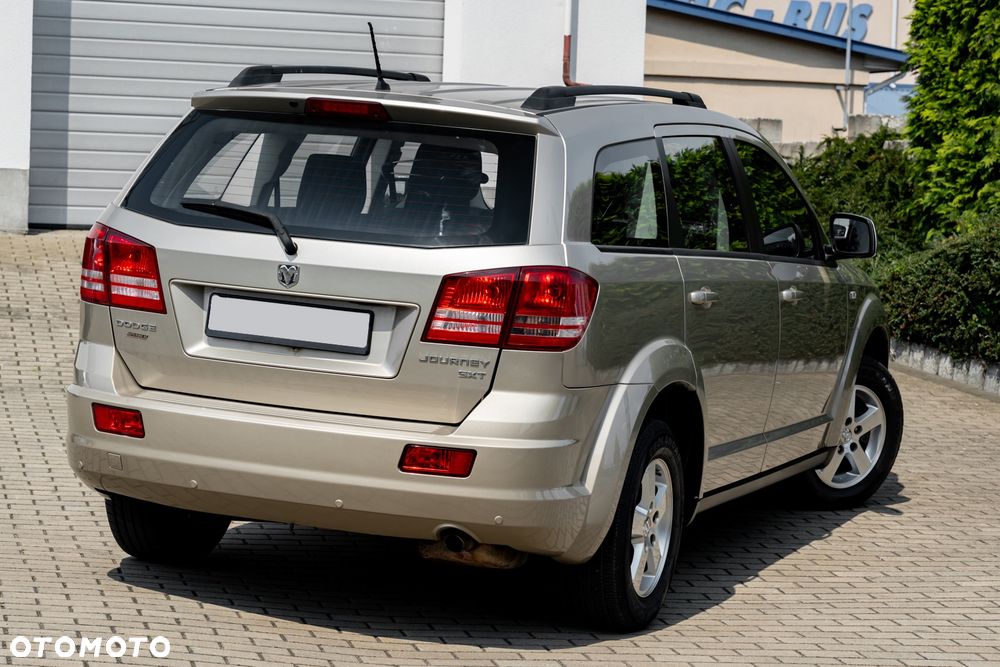 Dodge Journey - 11