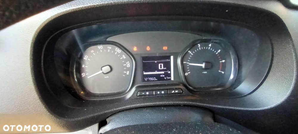 Peugeot V-F-AHXH-B2B01E - 17