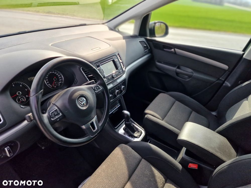 Volkswagen Sharan 2.0 TDI DSG BlueMotion Technology Trendline - 13