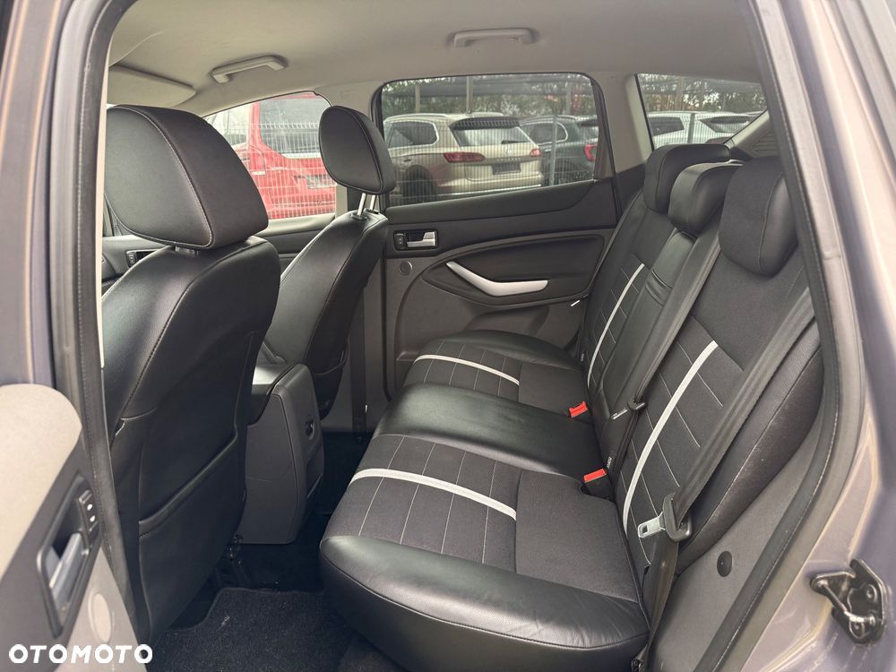 Ford Kuga 2.0 TDCi 4x4 Champions Edition - 11