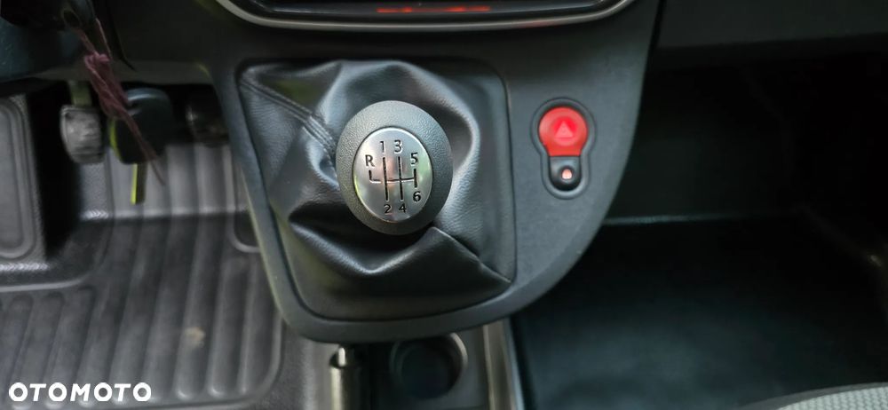 Renault Kangoo BLUE dCi 115 LIMITED - 10